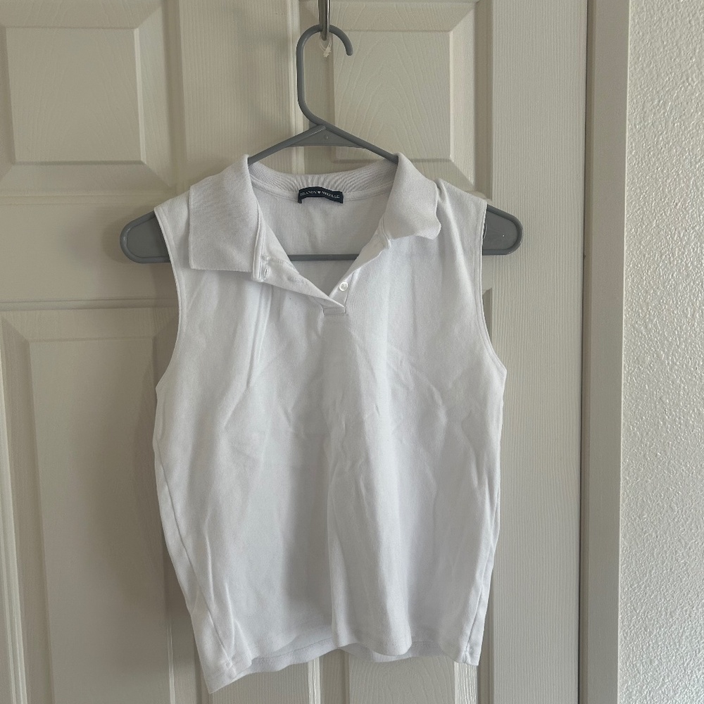 Brandy Melville white collared sleeveless too